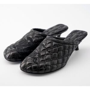 Burberry Leather Kitten Heel Baby Mules in black with an embroidered Equestrian